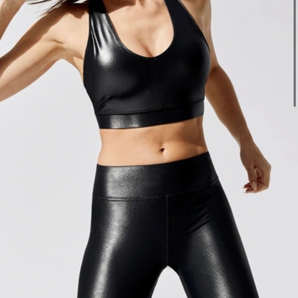 Carbon 38 Takara Shine Sports Bra in Teal Size small worn once!!